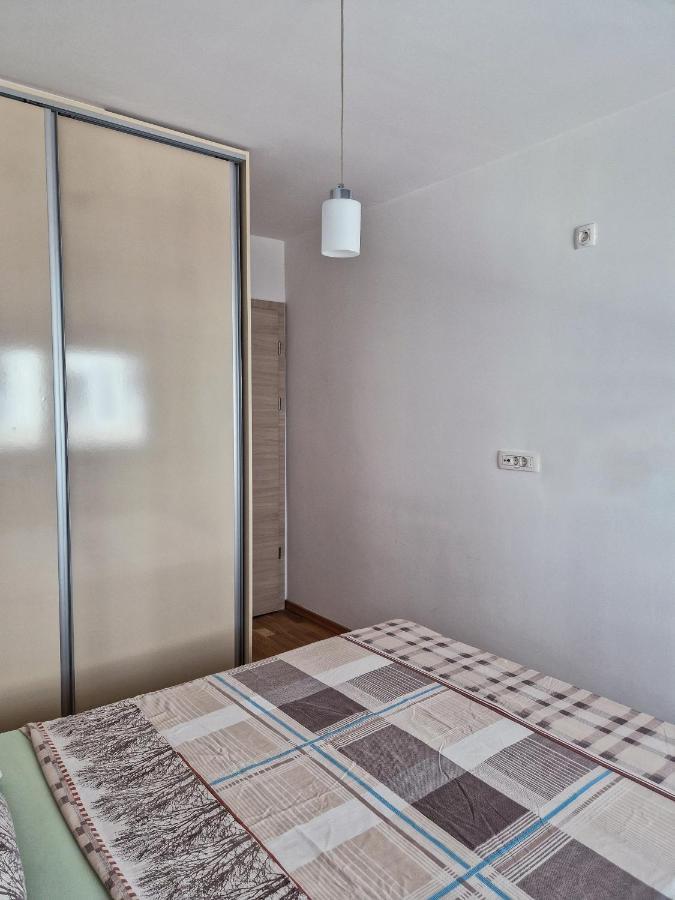Tushe Apartments Skopje Buitenkant foto